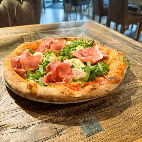 Pizza Bestellen Bei Gio Ambiente